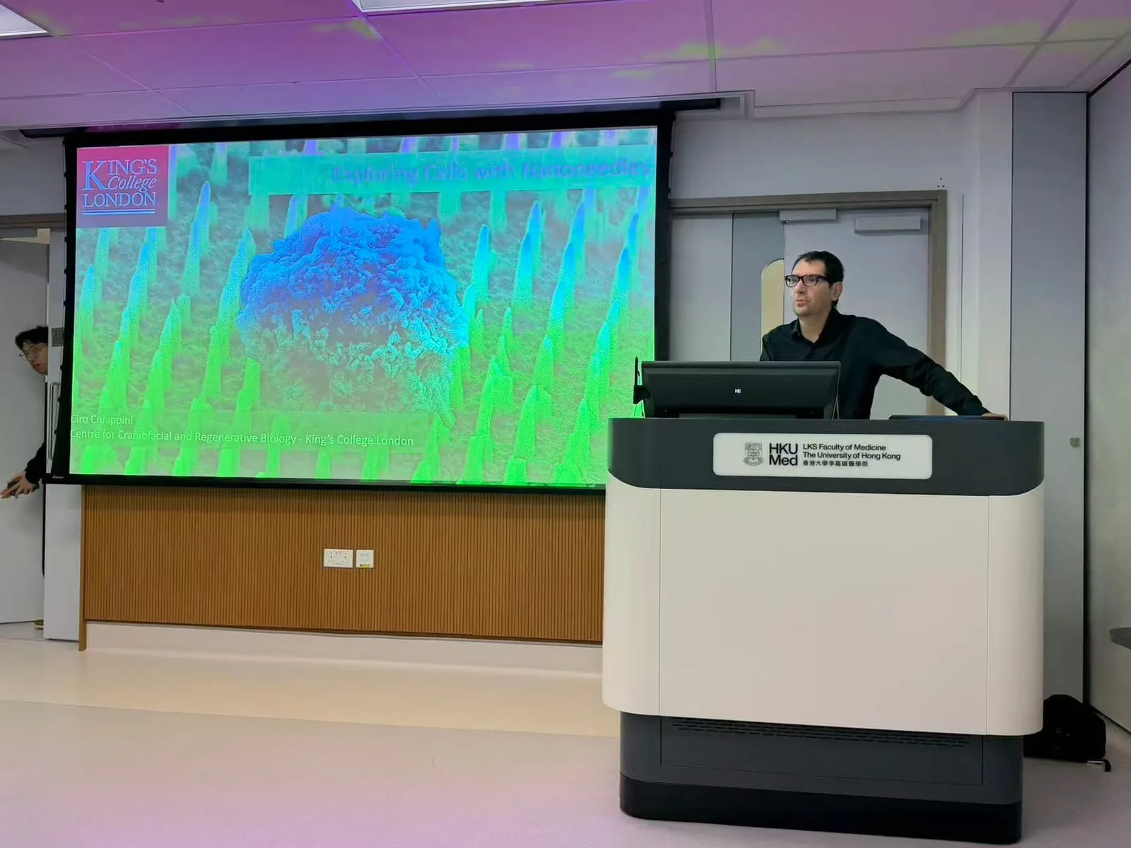 Ciro Chiappini presenting 'Exploring Cells with Nanoneedles' at the HKU LKS Faculty of Medicine